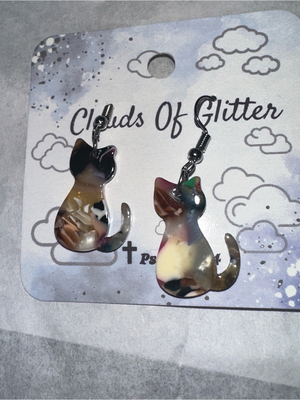 Adorable Small Cat Dangle Earrings - New